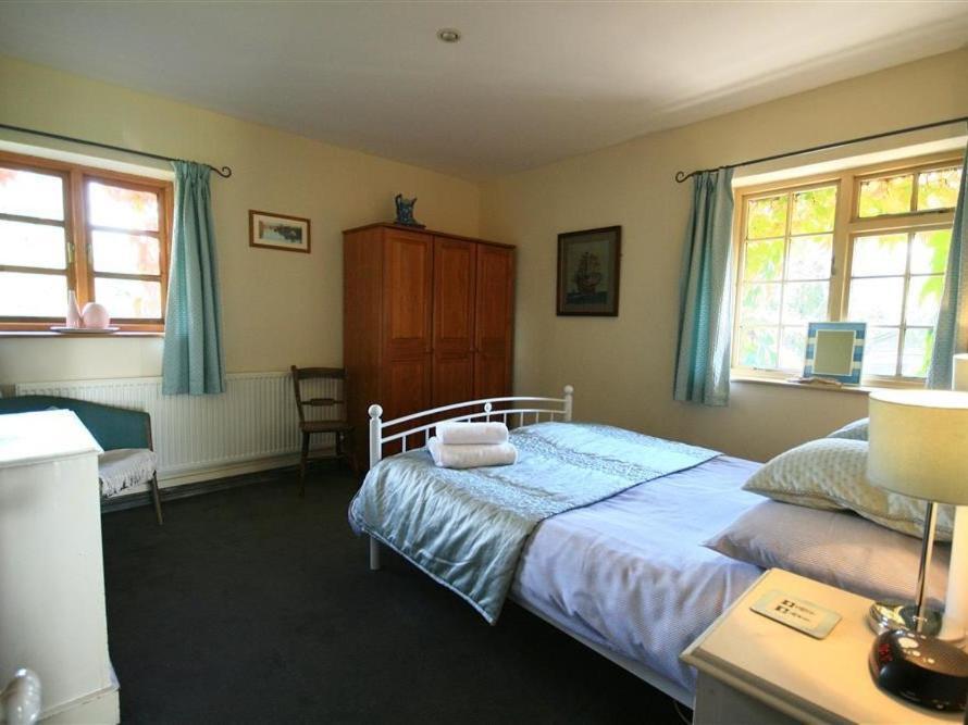 Вилла The Piggery Woolaston Экстерьер фото